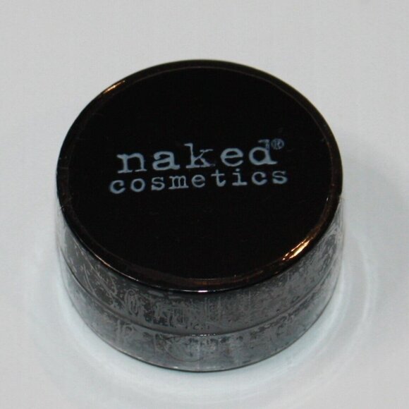 Naked Cosmetics Lip Scrub in Vanilla Creme Brand New MSRP $11.99 - Picture 1 of 2